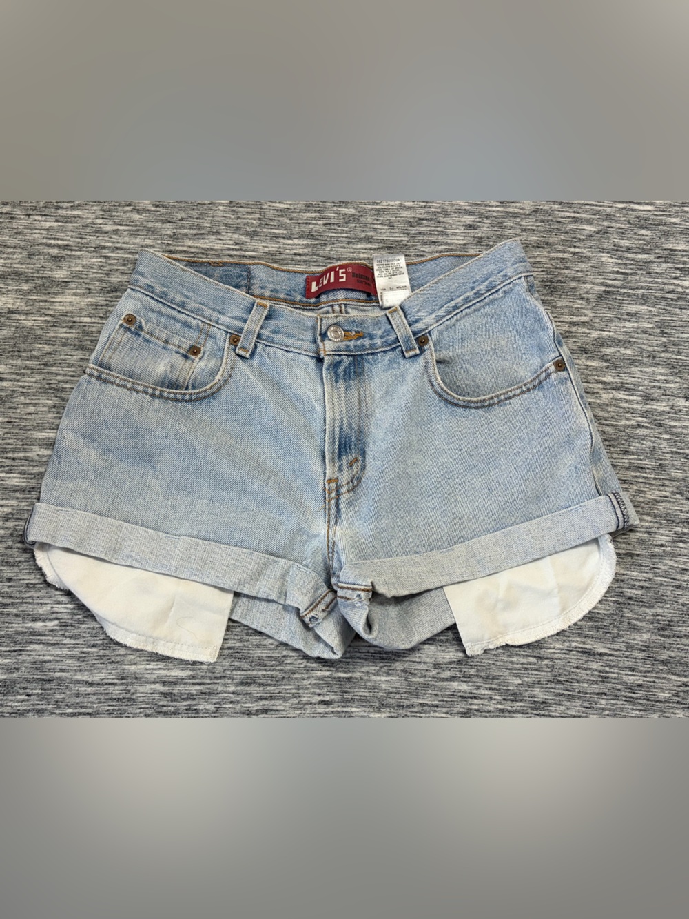 NWOT Levi’s Denim Shorts 550 Ladies Size 10